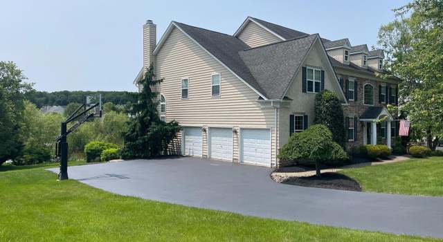 Photo of 916 Nottingham Rd, Pottstown, PA 19465