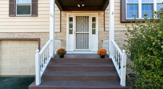 Photo of 36 Hanover Rd, Marlton, NJ 08053