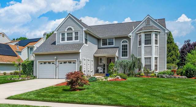Photo of 7 Edinburgh Ln, Mount Laurel, NJ 08054