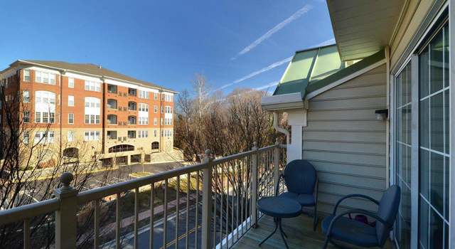Photo of 10337 Sager Ave #304, Fairfax, VA 22030
