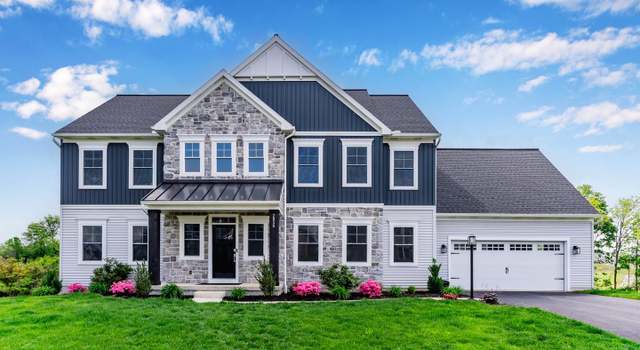 Photo of 2058 N Autumn Chase Dr, Mechanicsburg, PA 17055