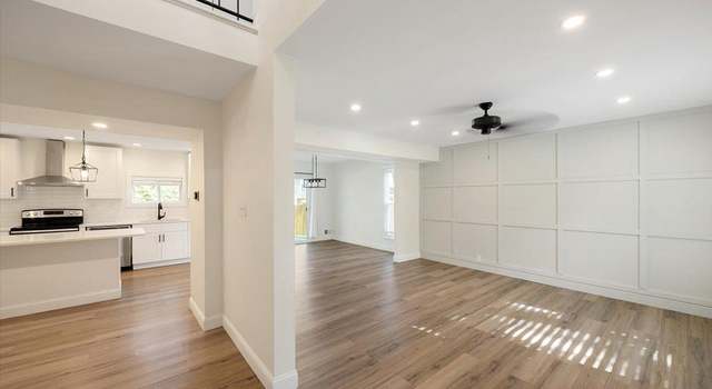 Photo of 11 Millcrest Ct, Derwood, MD 20855