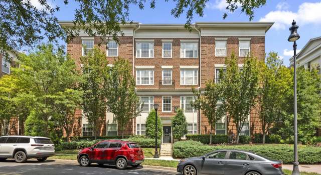 Photo of 27 Booth St #245, Gaithersburg, MD 20878