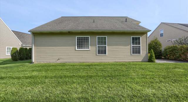 Photo of 1033 Northgate Dr, Lebanon, PA 17042