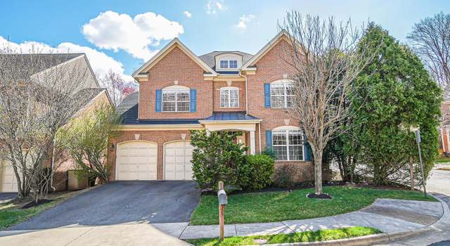 Photo of 2185 Sandburg St, Dunn Loring, VA 22027