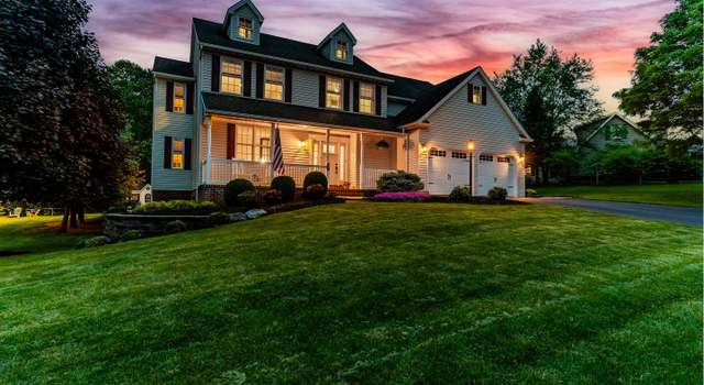 Photo of 31 Silver Maple Dr, Boiling Springs, PA 17007