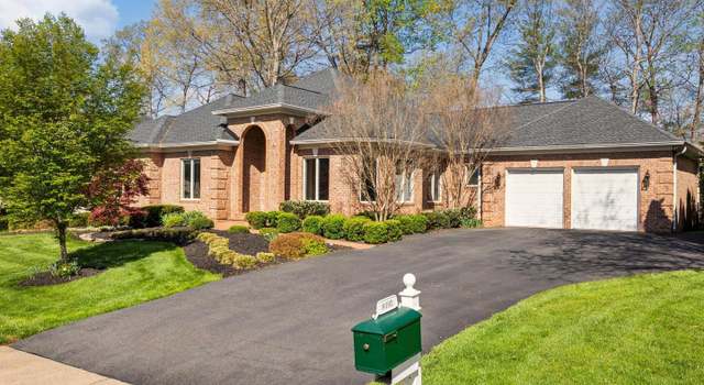 Photo of 8092 Crooked Oaks Ct, Gainesville, VA 20155