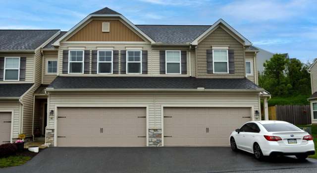 Photo of 40 Wexford Ct, Morgantown, PA 19543