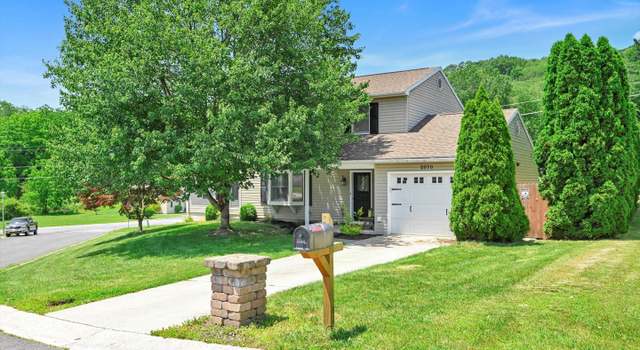 Photo of 2070 Yokewood Rd, Pottsville, PA 17901