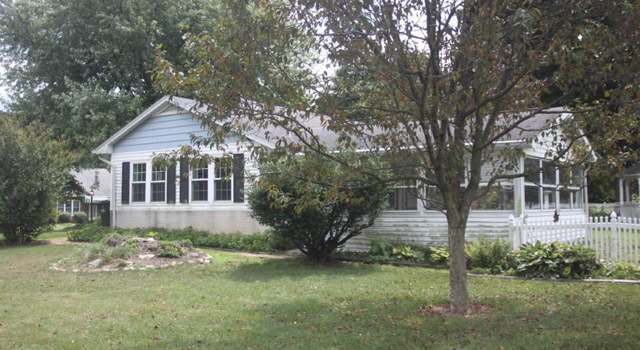 Photo of 212 Barcroft Rd, York, PA 17406