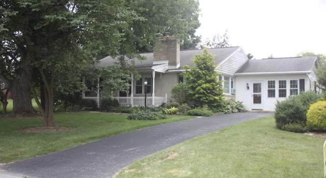 Photo of 212 Barcroft Rd, York, PA 17406