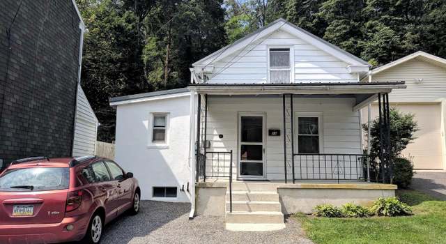 Photo of 19 Eaton St, Schuylkill Haven, PA 17972