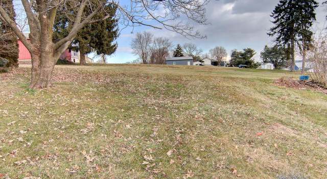 Photo of 37 N Lee St, Hallam, PA 17406