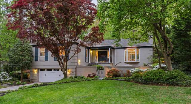 Photo of 1605 Mason Hill Dr, Alexandria, VA 22307