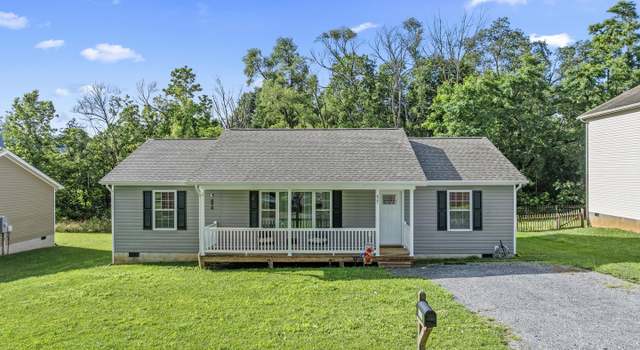 Photo of 627 Coverstone Ln, Shenandoah, VA 22849