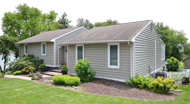 Photo of 870 Terrace Ave, Mount Joy, PA 17552