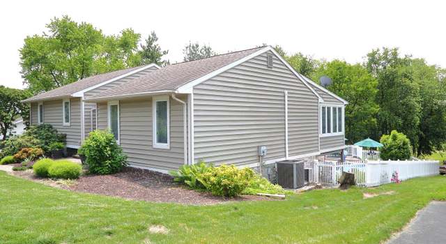Photo of 870 Terrace Ave, Mount Joy, PA 17552