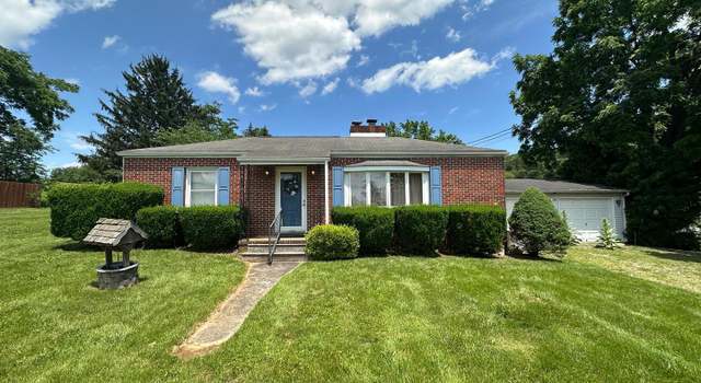 Photo of 7819 Mentzer Gap Rd, Waynesboro, PA 17268