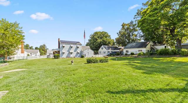 Photo of 43 Oakway Rd, Lutherville Timonium, MD 21093