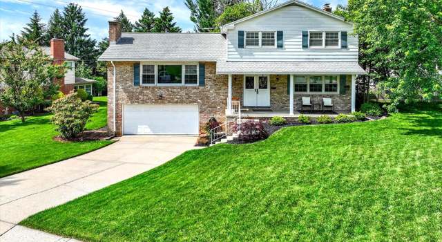 Photo of 2925 Dearborn Ln, York, PA 17402