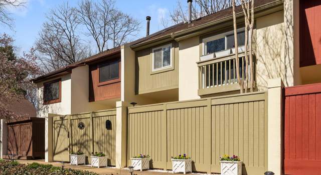 Photo of 1597 Inlet Ct, Reston, VA 20190