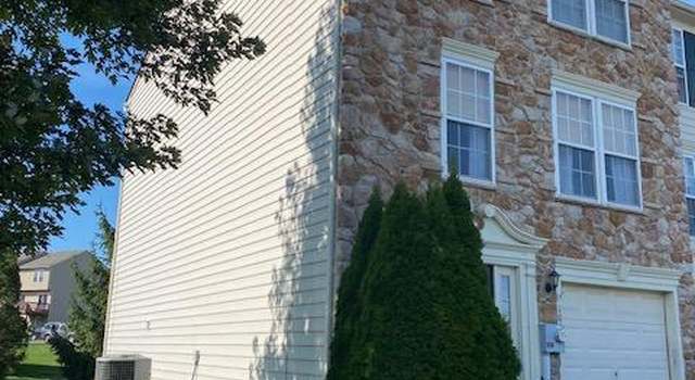 Photo of 1051 Sparrow Way, Breinigsville, PA 18031