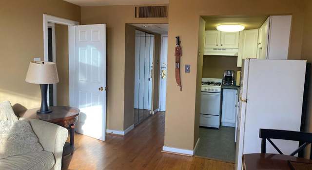 Photo of 2135 Walnut St #1102, Philadelphia, PA 19103
