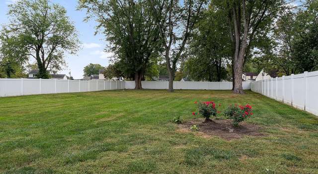 Photo of 33 Bettlewood Rd, Marlton, NJ 08053