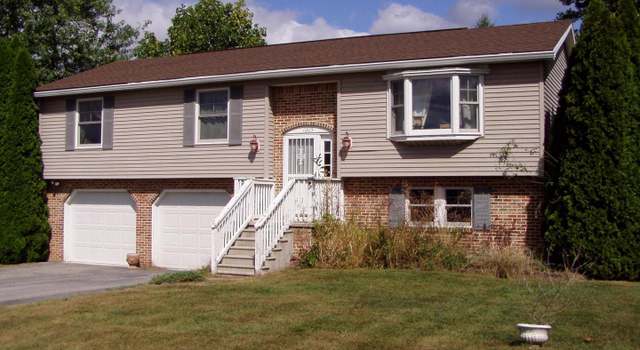 Photo of 1203 Kessler Dr, Shippensburg, PA 17257