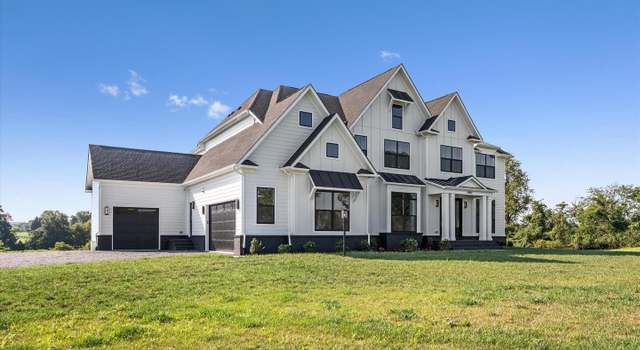 Photo of 38880 Avery Oaks Ln, Hamilton, VA 20158