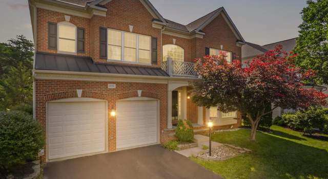 Photo of 25738 S Village Dr, Chantilly, VA 20152