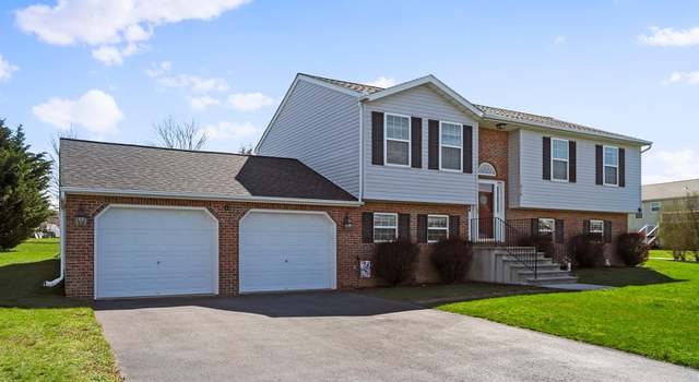 Photo of 15344 Camden Dr N, Greencastle, PA 17225