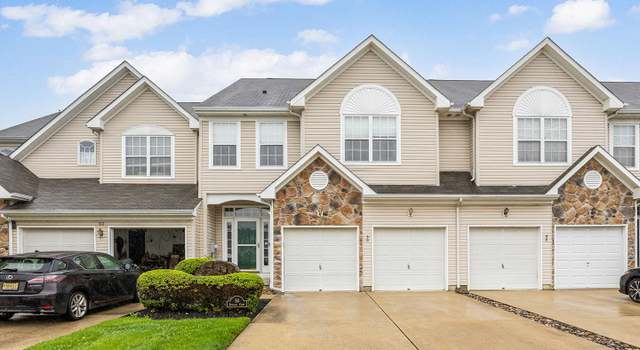 Photo of 50 Spyglass Ct, Mount Holly, NJ 08060