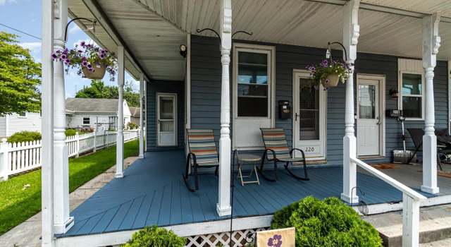 Photo of 220 N Pine St, Middletown, PA 17057