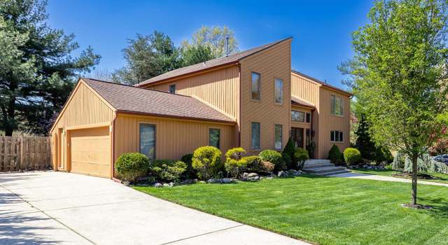 Photo of 14 Golf View Dr, Voorhees, NJ 08043