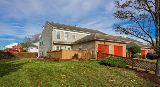 Photo of 208 Winding Hill Dr, Lancaster, PA 17601