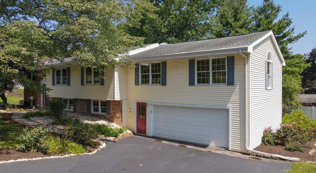 Photo of 375 Pershing Dr, Orwigsburg, PA 17961