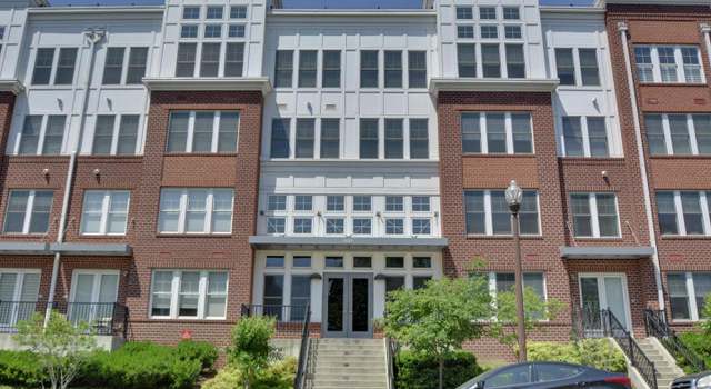 Photo of 1418 Rhodes St Unit B426, Arlington, VA 22209