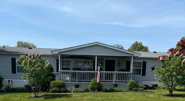 Photo of 200 Wildbriar Ct N, Lancaster, PA 17603