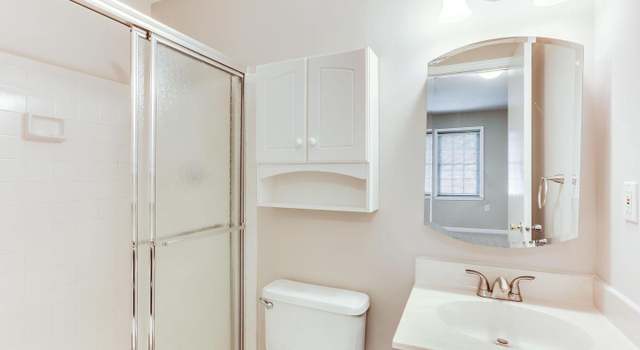 Photo of 5616 Castlebury Ct, Burke, VA 22015