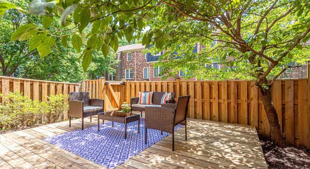 Photo of 4448 Chase Park Ct, Annandale, VA 22003