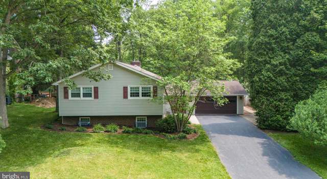Photo of 557 Lanceshire Ln, State College, PA 16803
