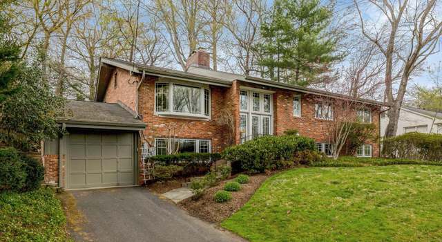Photo of 1504 Woodacre Dr, Mclean, VA 22101