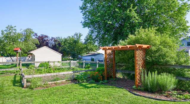 Photo of 329 Sooner Ln, Blandon, PA 19510
