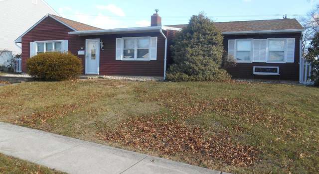 Photo of 370 Blue Ridge Dr, Levittown, PA 19057