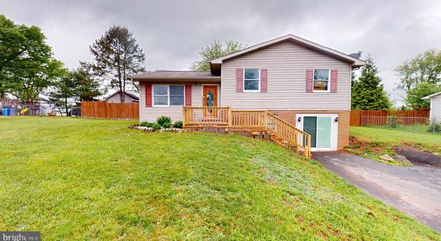 Photo of 521 E Ridge Loop Rd, Romney, WV 26757
