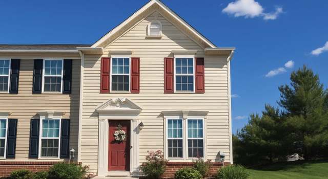 Photo of 37 Erie Pl, Falling Waters, WV 25419