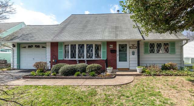 Photo of 61 Kenwood Dr N, Levittown, PA 19055