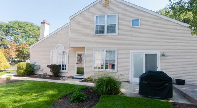Photo of 284 Woods Edge Pl, Langhorne, PA 19047