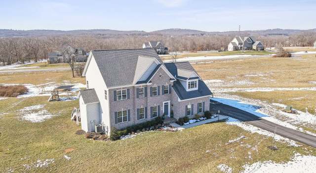 Photo of 14599 Sparrow Hawk Ct, Leesburg, VA 20176